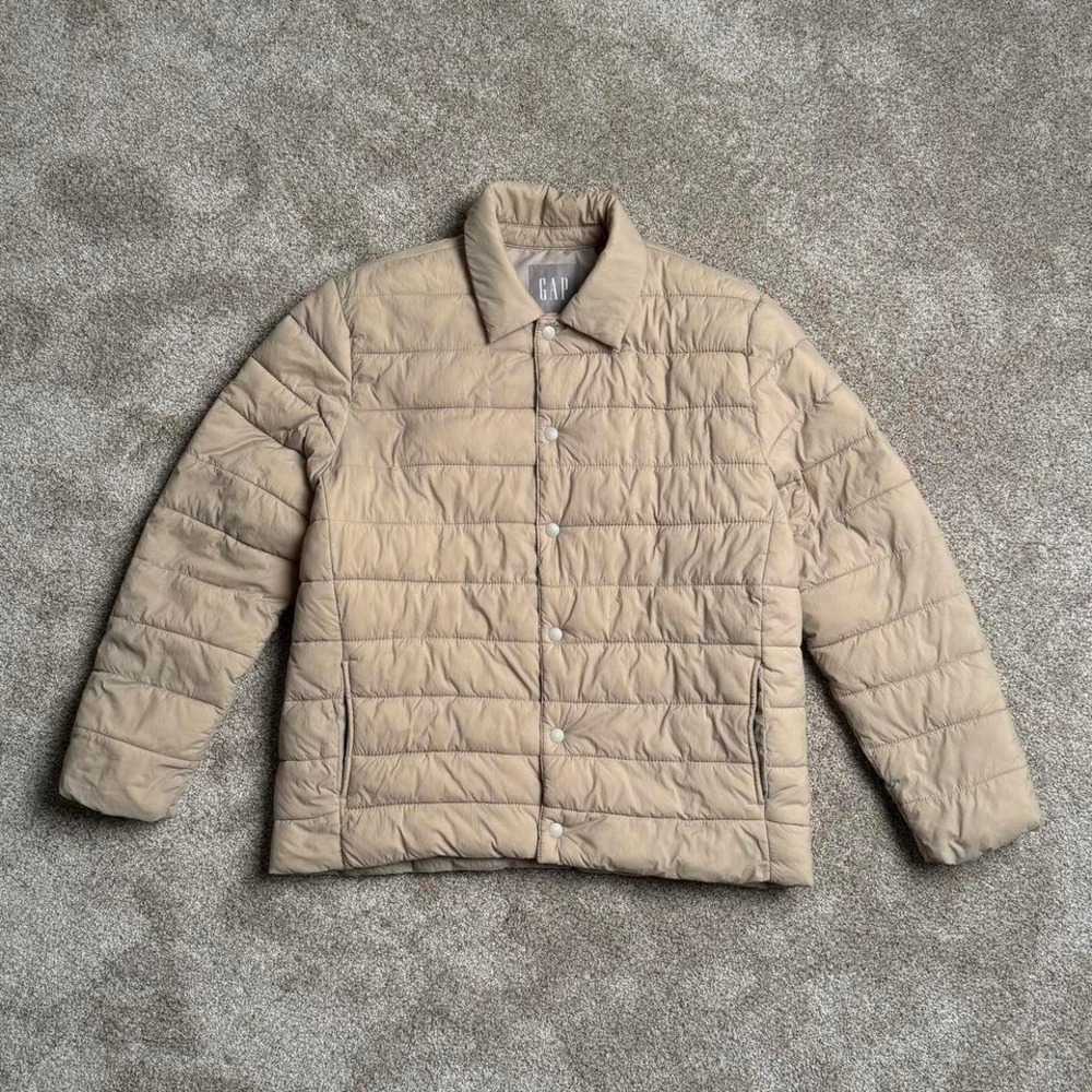 GAP "CRÈME" PUFFER BUTTON-UP JACKET